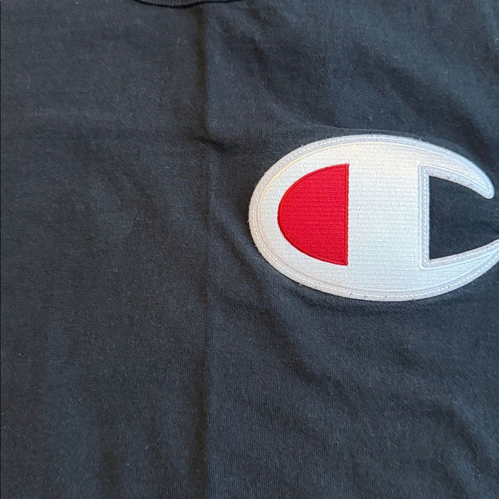 ((4 PIECE)) MENS NIKE AND CHAMPION TEE BUNDLE EEEUC SIZE MEDIUM - Picture 3 of 5